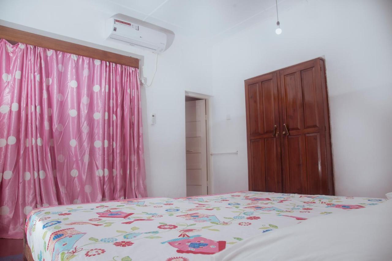 Aeroform Homestay Negombo Extérieur photo